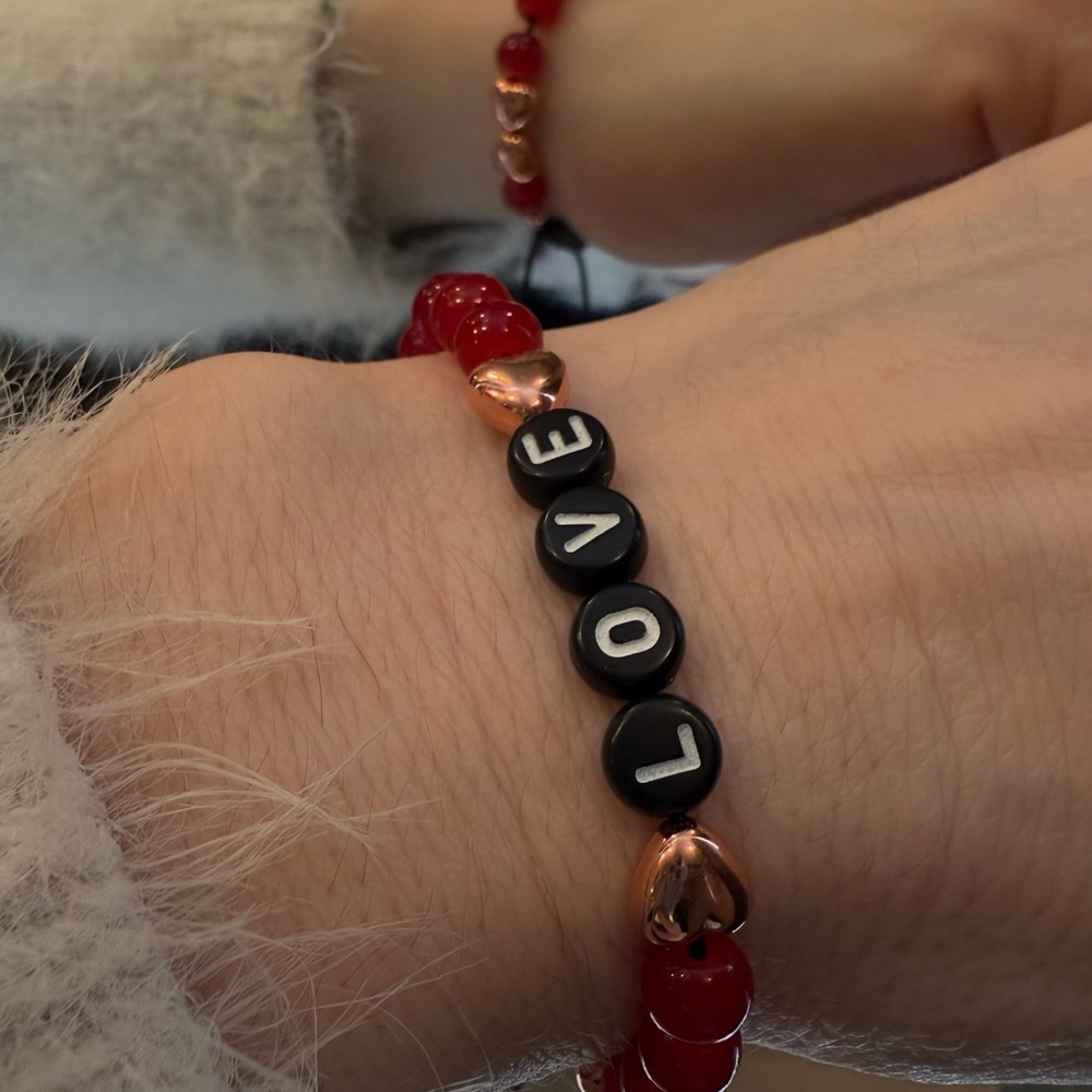 Red and Black Love Glasses beaded Bracelet